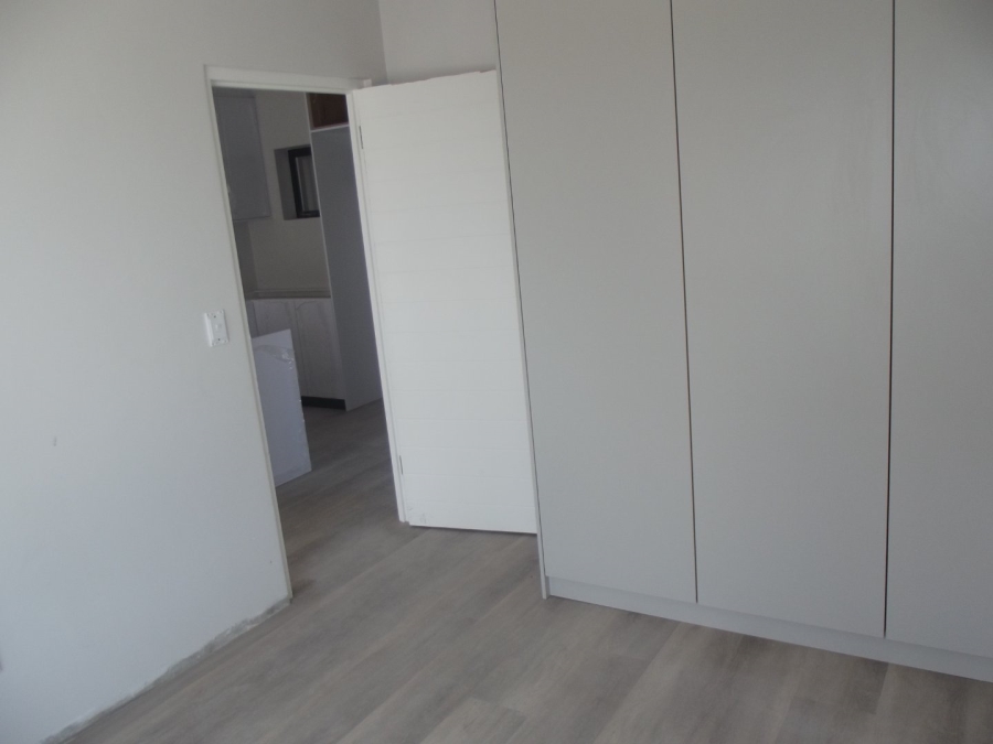 1 Bedroom Property for Sale in Beachfront Western Cape